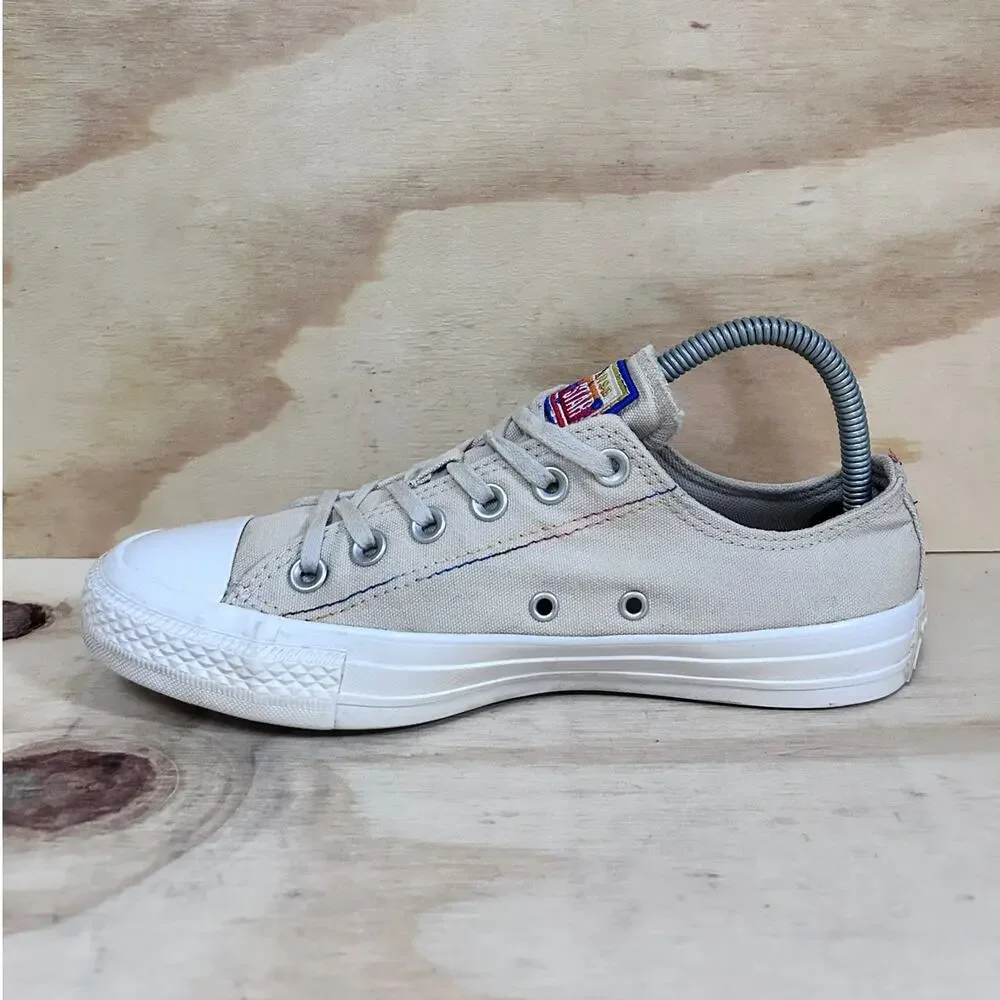 Converse All Star - Chuck Taylor Ox - Sneakers - Gray - Women's - 8 - 165428C